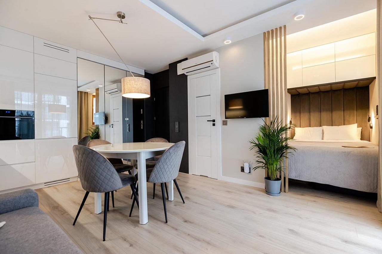 Apartment Wola, Wi-Fi, Smart Lock, Air Condition Warsaw Exterior photo